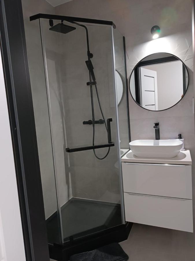 Apartamenty Wiktoryn 6A วอร์ซอ ภายนอก รูปภาพ