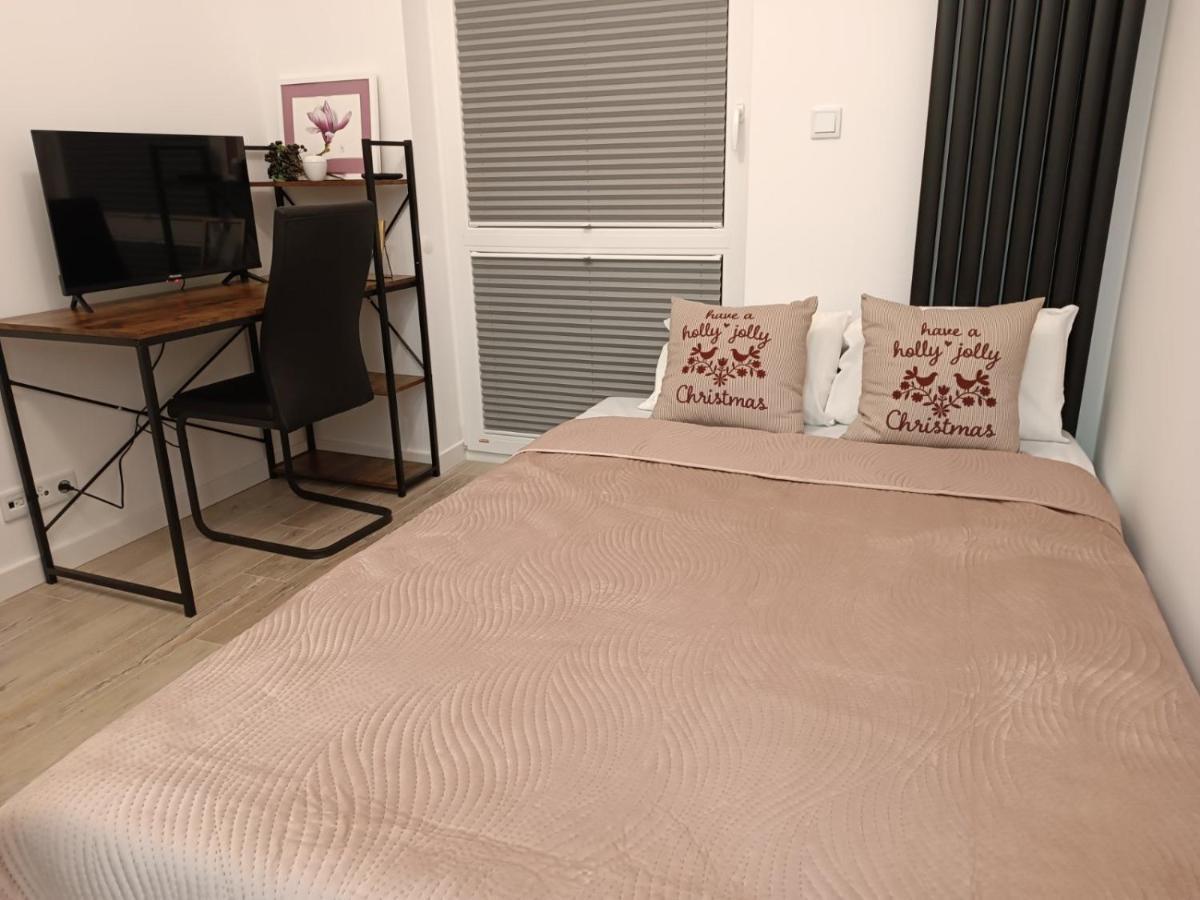 Apartamenty Wiktoryn 6A วอร์ซอ ภายนอก รูปภาพ