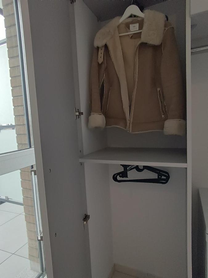 Apartamenty Wiktoryn 6A วอร์ซอ ภายนอก รูปภาพ